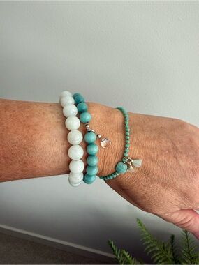Stackable Women's Beaded Bracelet Set in  Turquoise